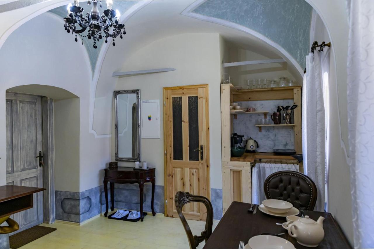 Apartman Charlotte V Dome So Studnou Na Streche Banská Štiavnica Exterior foto